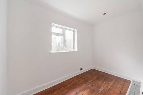 2 bedroom flat to rent, Pinner Road, Harrow, HA1