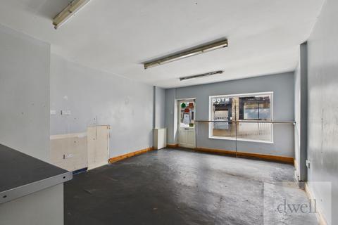 undefined, Town Street, Yeadon, Leeds, LS19