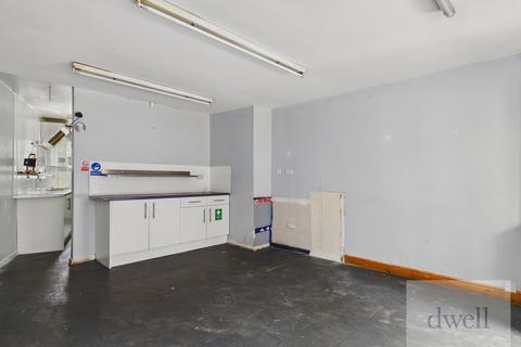 undefined, Town Street, Yeadon, Leeds, LS19