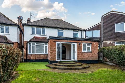 4 bedroom detached house for sale, Edgwarebury Lane, Edgware