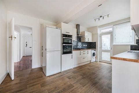 4 bedroom detached house for sale, Edgwarebury Lane, Edgware