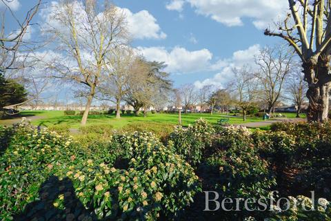 1 bedroom apartment for sale, London Road, Romford, RM7
