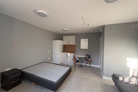 undefined, 2a Burnside Road G10 Dagenham RM8 1XD