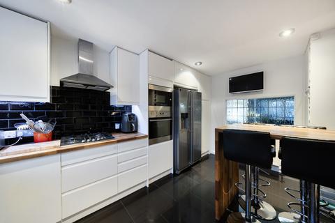 3 bedroom detached house for sale, Woodville Road, Barnet, EN5
