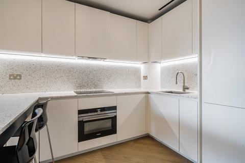 1 bedroom flat to rent, Wood Crescent, London, W12