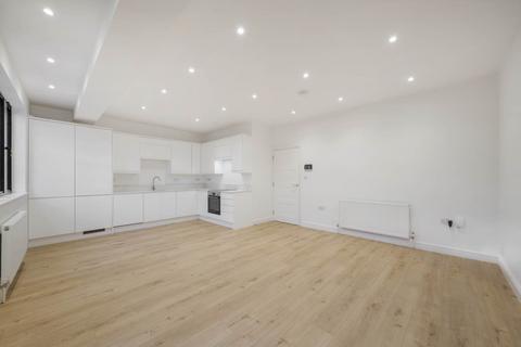 1 bedroom flat to rent, Nether Street, West Finchley London N3