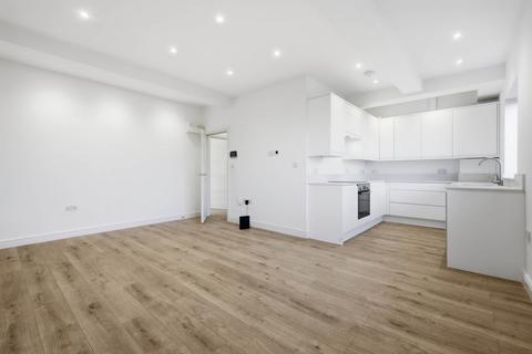 1 bedroom flat to rent, Nether Street, West Finchley London N3