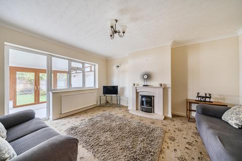 3 bedroom bungalow for sale, Queenhythe Road, Guildford GU4