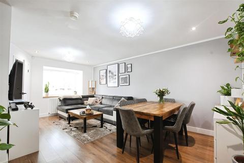 3 bedroom terraced house for sale, Partington Drive, Hull