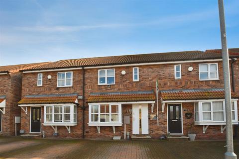 3 bedroom terraced house for sale, Partington Drive, Hull