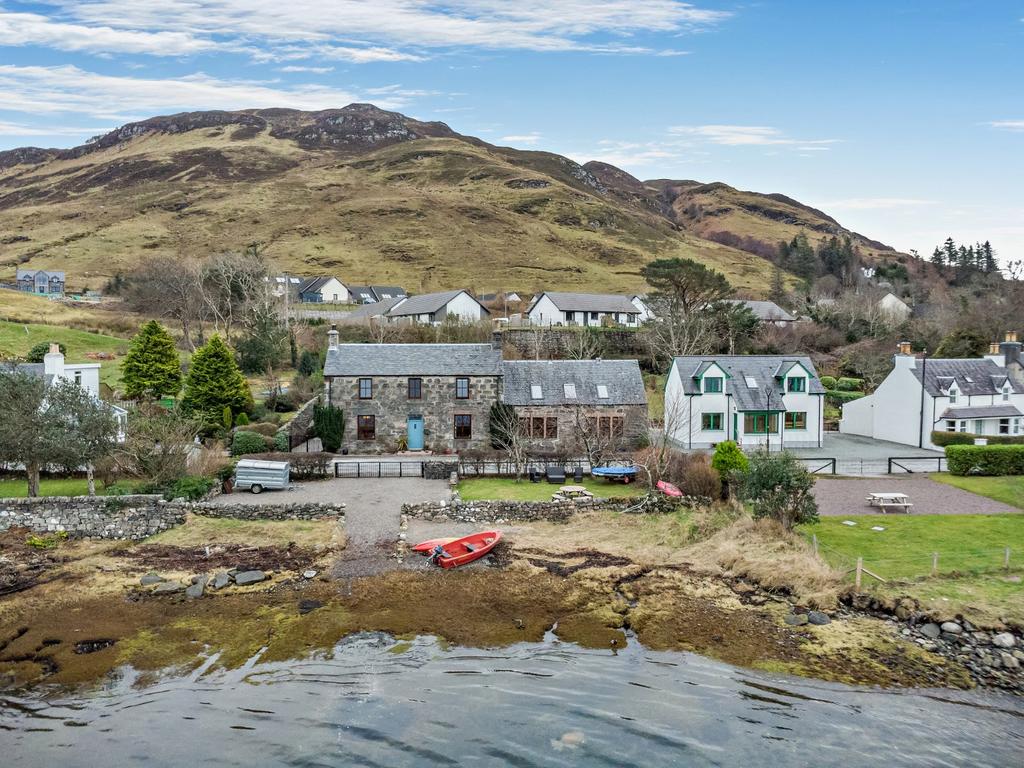 Schoolhouse, Dornie