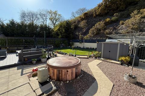4 bedroom detached house for sale, Cenarth , Newcastle Emlyn, SA38