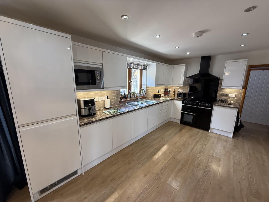 Rear Kitchen/Dining Room