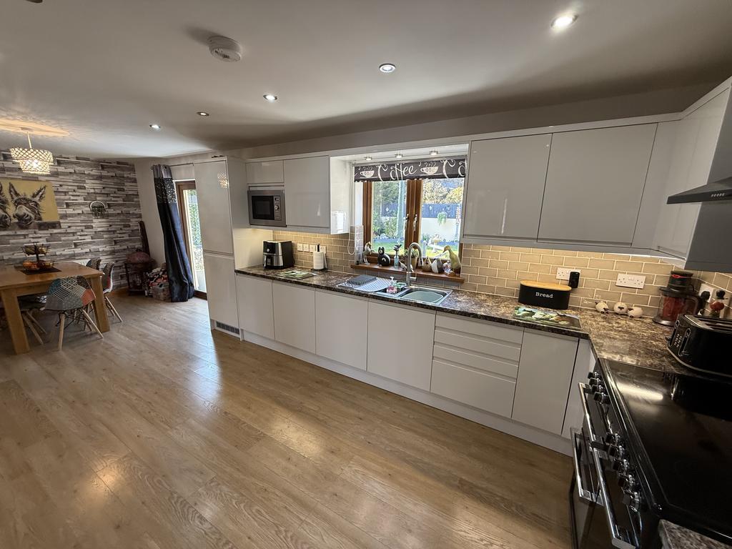 Rear Kitchen/Dining Room