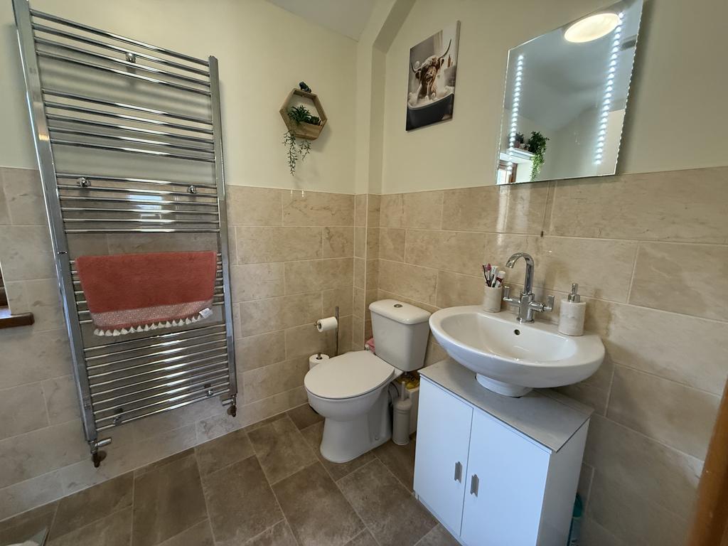 Main Family Bathroom