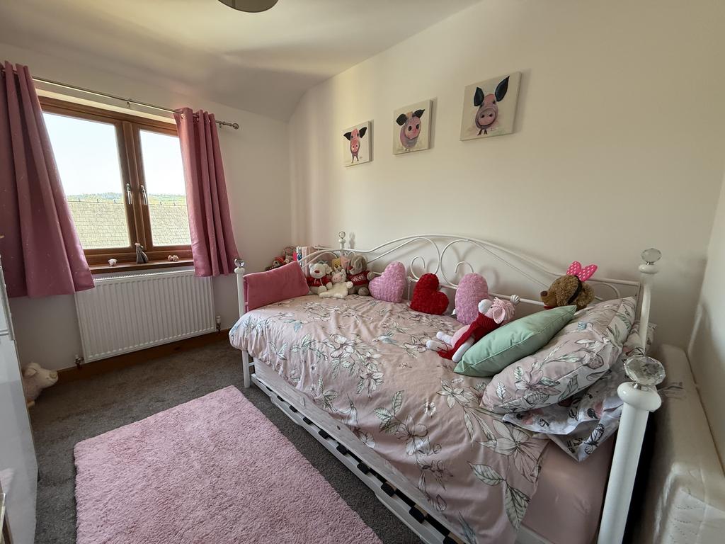 Front Bedroom 4