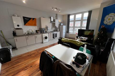 2 bedroom apartment to rent, London Road, Leicester LE2