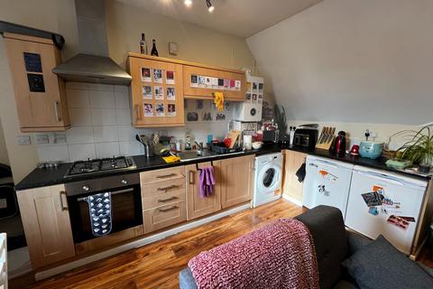 2 bedroom apartment to rent, London Road, Leicester LE2
