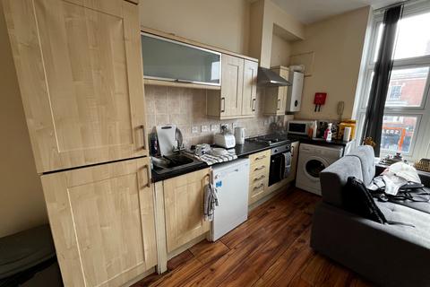 2 bedroom apartment to rent, London Road, Leicester LE2