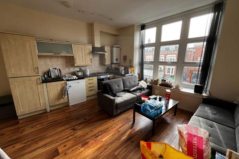 2 bedroom apartment to rent, London Road, Leicester LE2