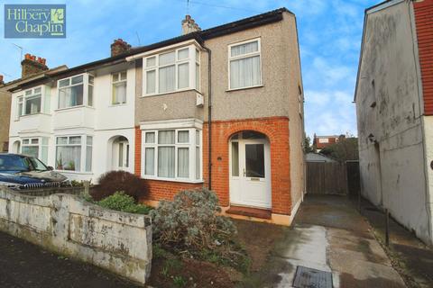 3 bedroom end of terrace house for sale, Douglas Road, Hornchurch, RM11