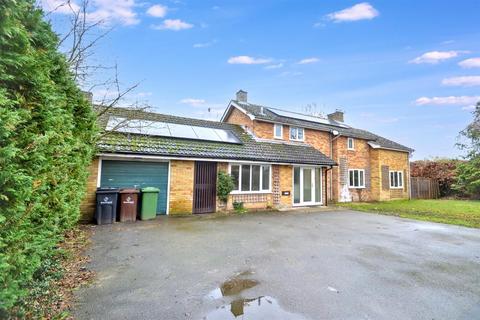 undefined, Back Street, Garboldisham, Diss