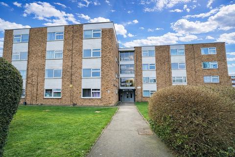 1 bedroom flat to rent, Dellfield Court, Handcross Road, Luton, Bedfordshire, LU2 8JJ
