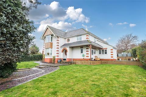 4 bedroom detached house for sale, Casterton Road, Stamford, Lincolnshire, PE9
