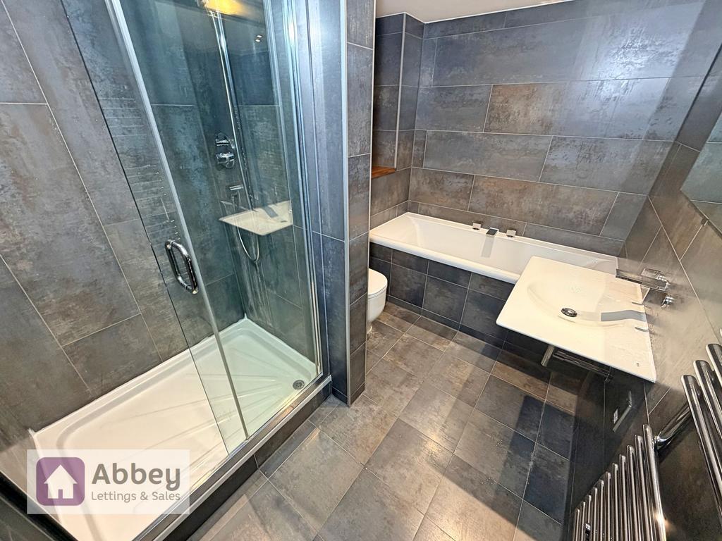 Ensuite Bathroom