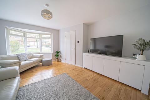 undefined, Stoneton Crescent, Balsall Common, CV7