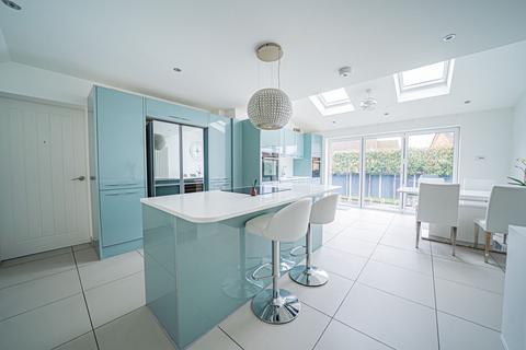 undefined, Stoneton Crescent, Balsall Common, CV7
