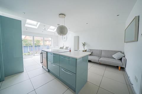 undefined, Stoneton Crescent, Balsall Common, CV7