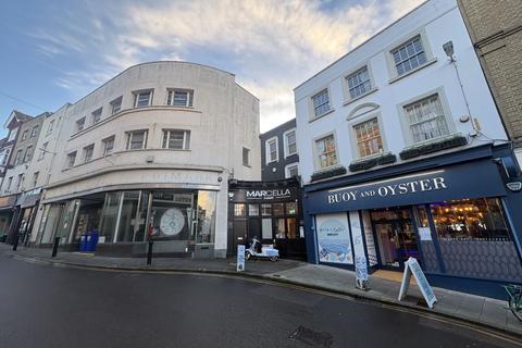 2 bedroom flat to rent, High Street, Margate, CT9