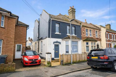 3 bedroom semi-detached house for sale, Bulverhythe Road, St. Leonards-On-Sea
