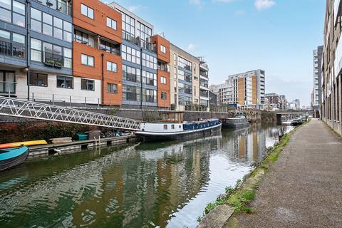 3 bedroom flat for sale, St. Annes Street, Birkdale House, E14