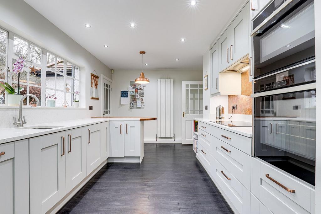 Kitchen / Utility Area