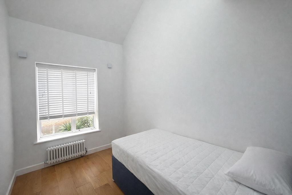 Bedrom 4