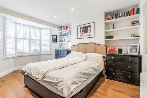 2 bedroom maisonette for sale, Berriman Road, Islington, London, N7
