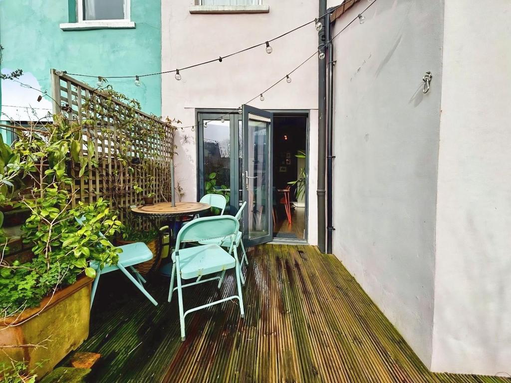 D10efe60-Garden.jpg