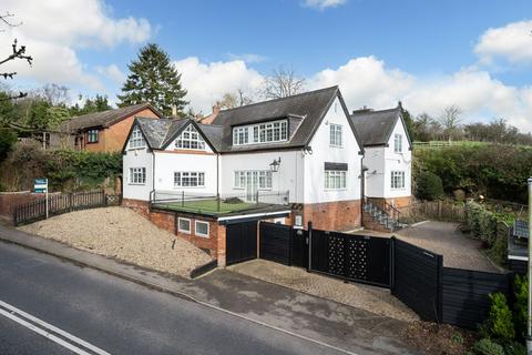 undefined, Leighton Road, Great Billington, LU7