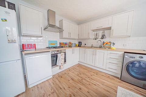 undefined, Dell Farm Close, Knowle, B93