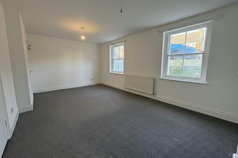 2 bedroom flat to rent, Wellington Gardens, London, SE7