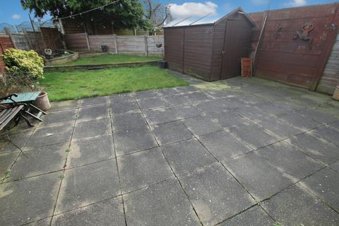 3 bedroom semi-detached house for sale, Milnrow Road, Rochdale OL16