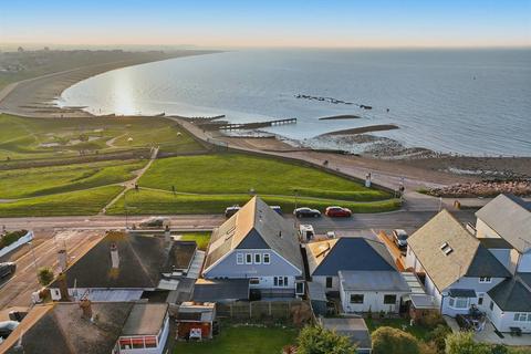 4 bedroom detached bungalow for sale, Hampton Pier Avenue, Herne Bay