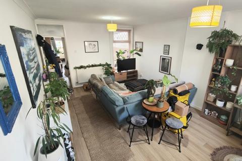 2 bedroom terraced house to rent, Ranelagh Road, Portsmouth
