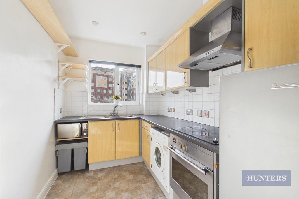 Apartment in Southampton, Eastern Docks, St Mary's - View 3
