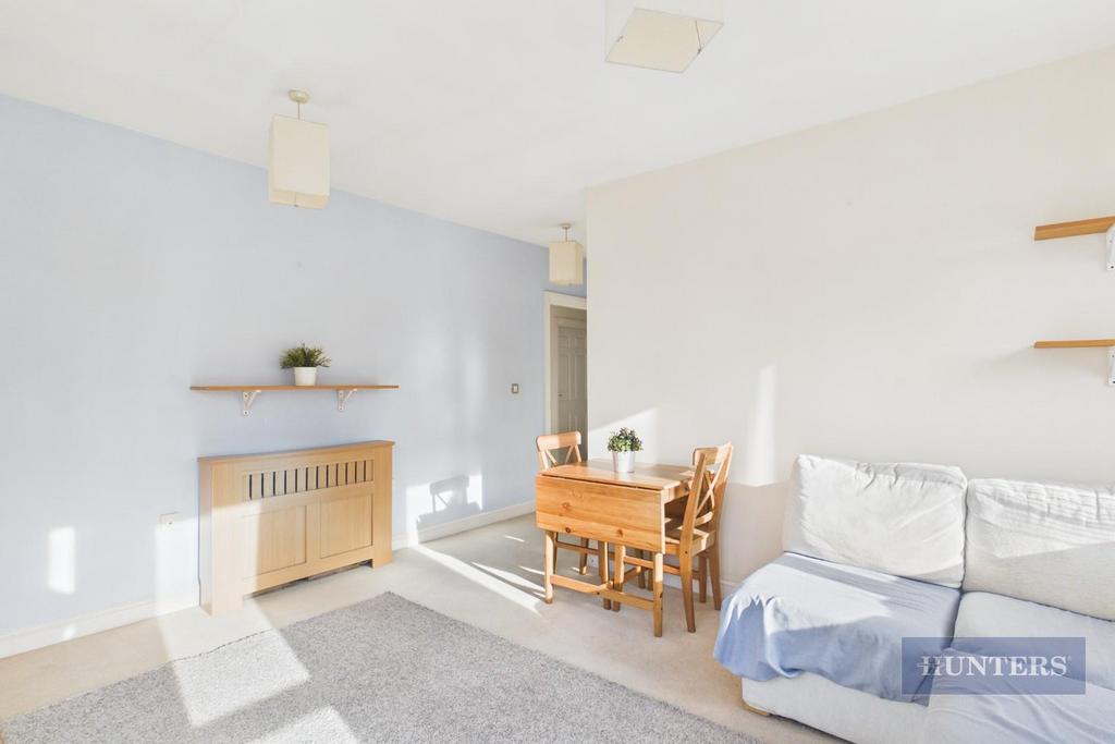 Apartment in Southampton, Eastern Docks, St Mary's - View 4
