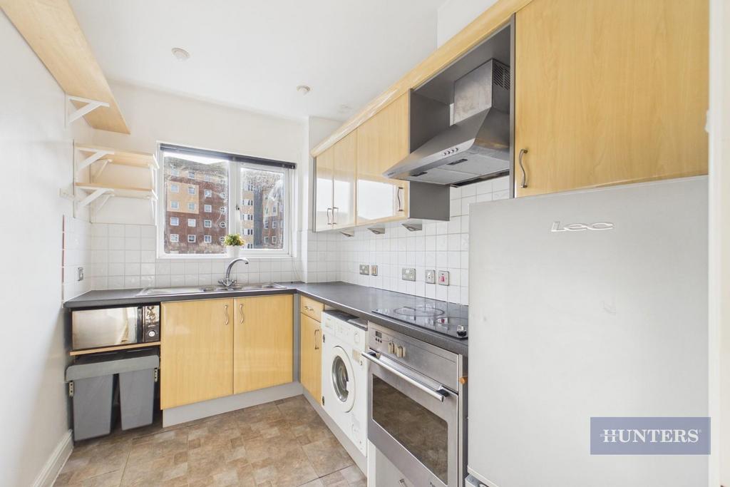 Apartment in Southampton, Eastern Docks, St Mary's - View 5