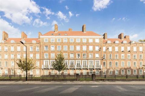 Tabard Street, London SE1