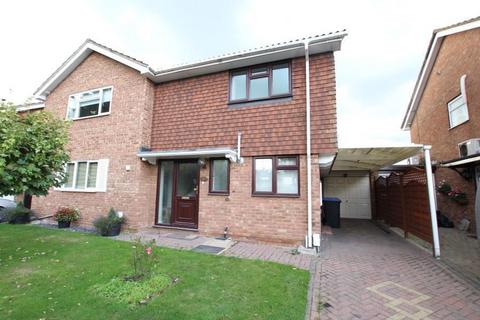 3 bedroom semi-detached house to rent, Addlestone, Surrey, KT15
